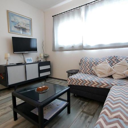 Apartments By The Sea Vinjerac, Zadar - 13811 Posedarje Bilik gambar